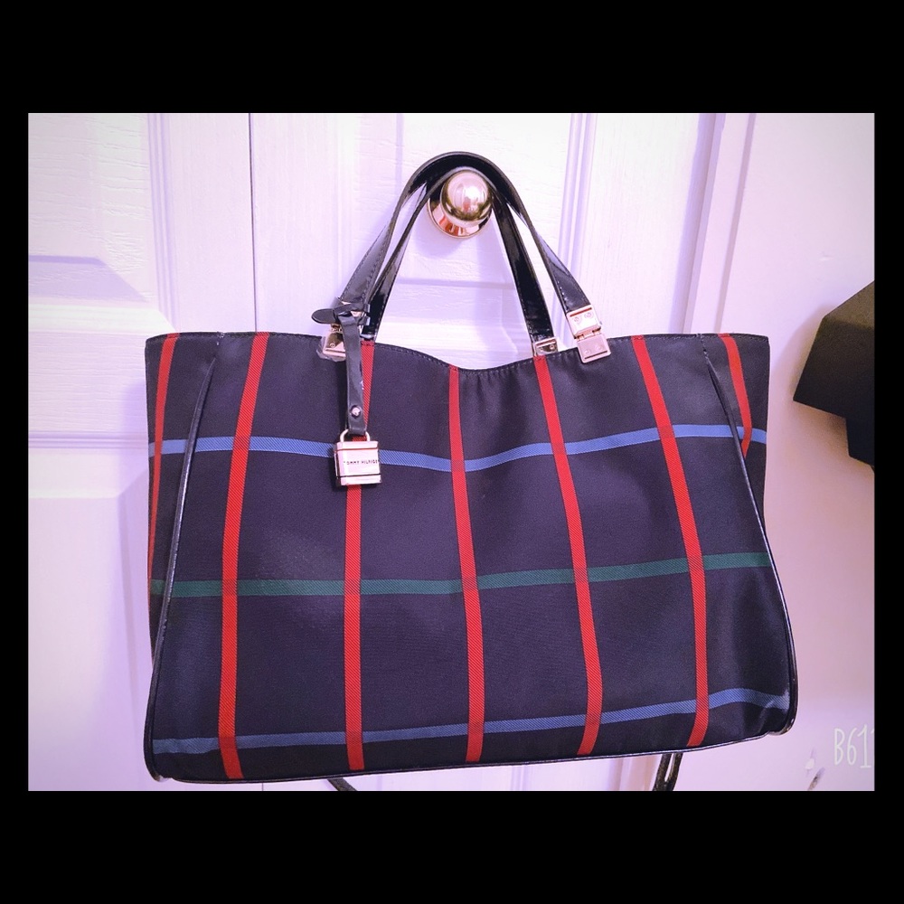 Tommy Hilfiger bag